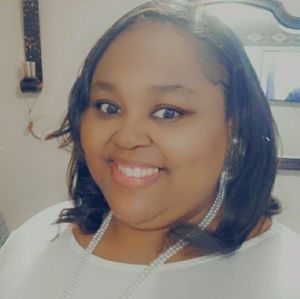 Meet your Posher, Shiera